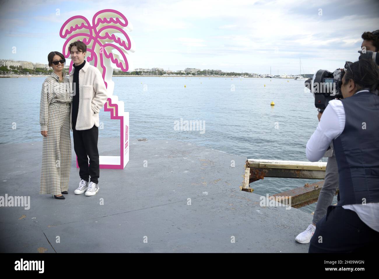 Contenu les créateurs assistent aux Canneseries 2021.Cannes, France.8 octobre FAMA © Fausto Marci Banque D'Images