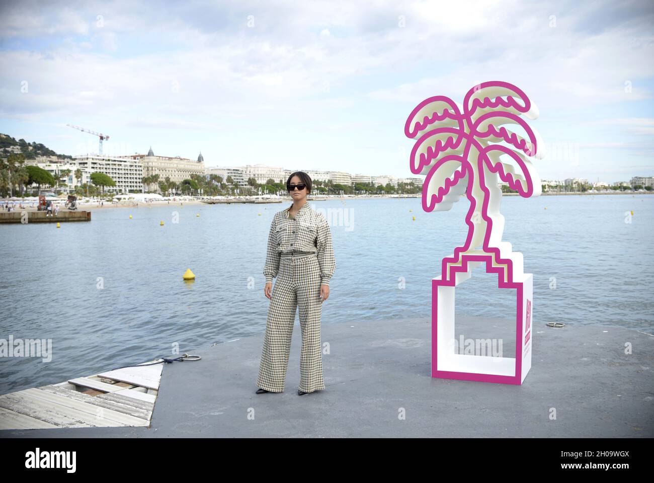 Contenu les créateurs assistent aux Canneseries 2021.Cannes, France.8 octobre FAMA © Fausto Marci Banque D'Images