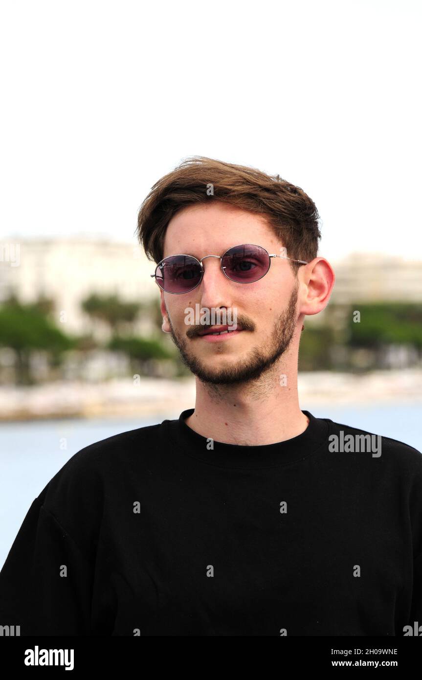 Contenu les créateurs assistent aux Canneseries 2021.Cannes, France.8 octobre FAMA © Fausto Marci Banque D'Images