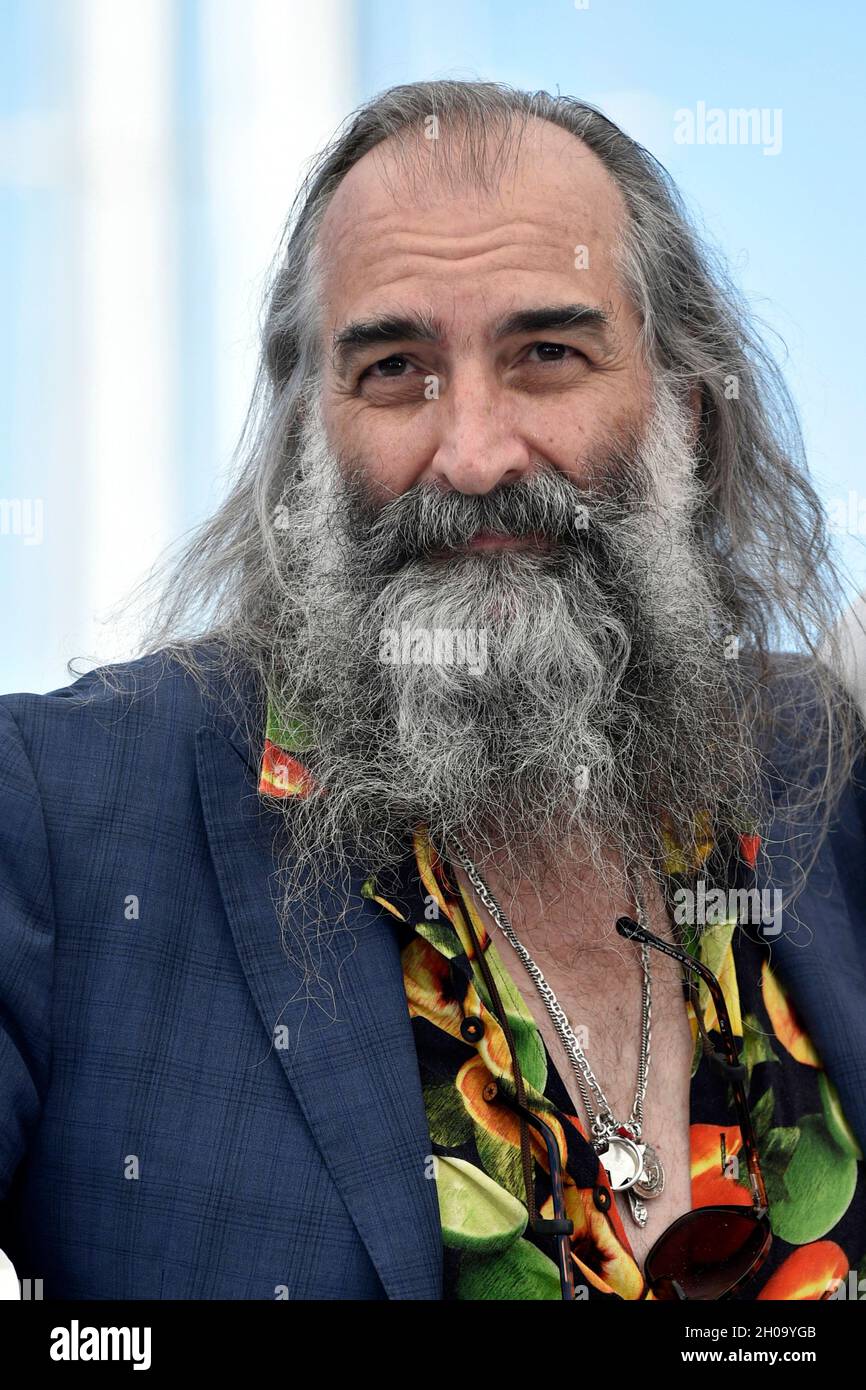 74e édition du Festival de Cannes : compositeur et musicien Warren Ellis posant lors d'une séance photo pour le film "la Reine de velours" (français: "La pa Banque D'Images
