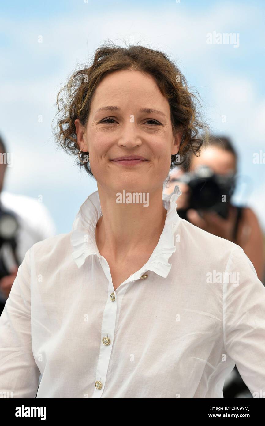 74e édition du Festival de Cannes Actrice Vicky Krieps posant lors d