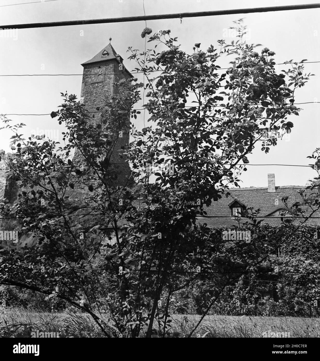 Burg Giebichenstein bei Halle an der Saale, Allemagne Allemagne Années 1930 er Jahre. Le château de Giebichenstein près de Halle, Allemagne 1930. Banque D'Images