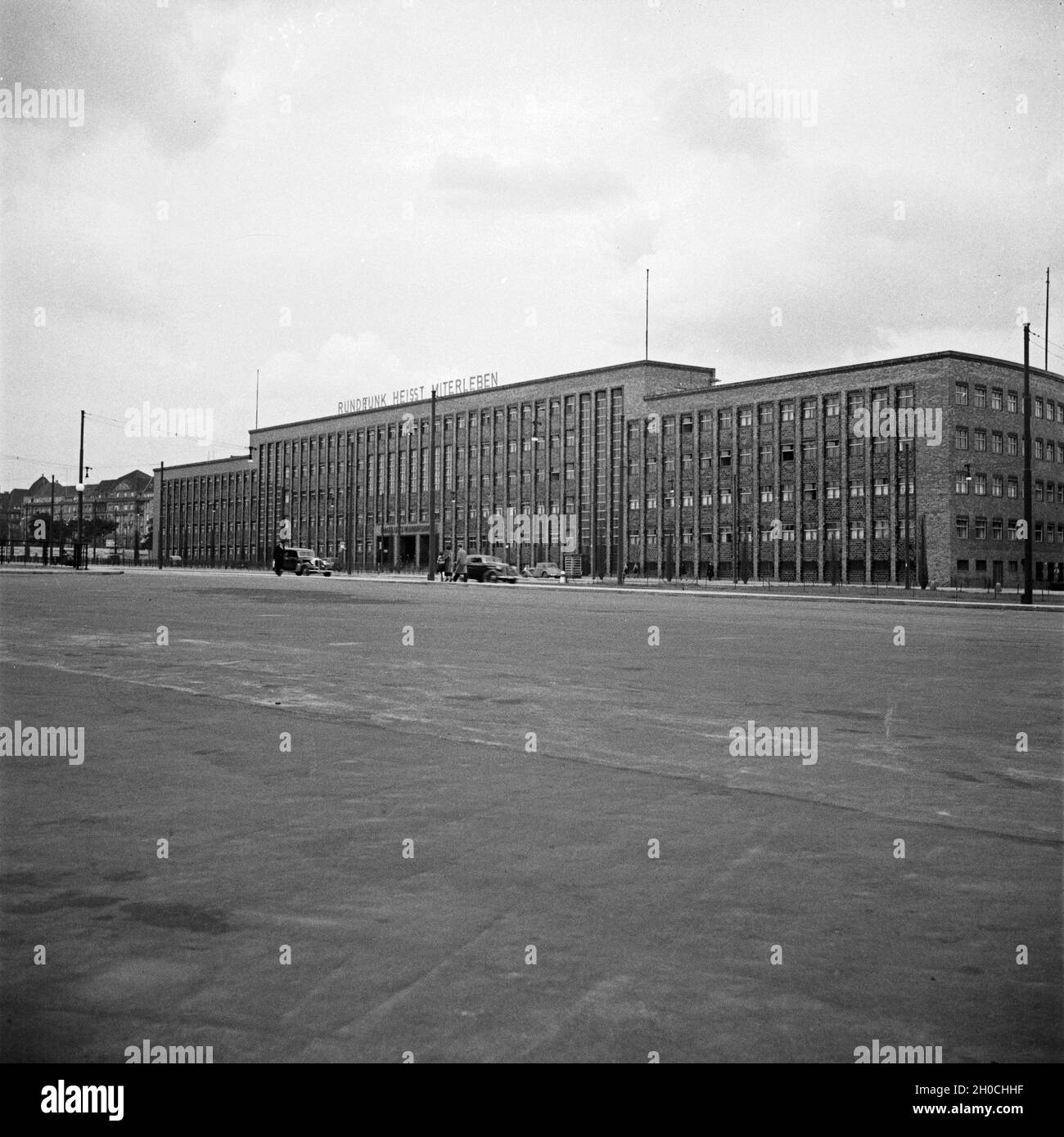 DAS Haus des Rundouffettes am Adolf-Hitler-Platz im Westend à Berlin, Allemagne 1930er Jahre.Headuqarters de la radio allemande à Berlin, Allemagne des années 1930. Banque D'Images