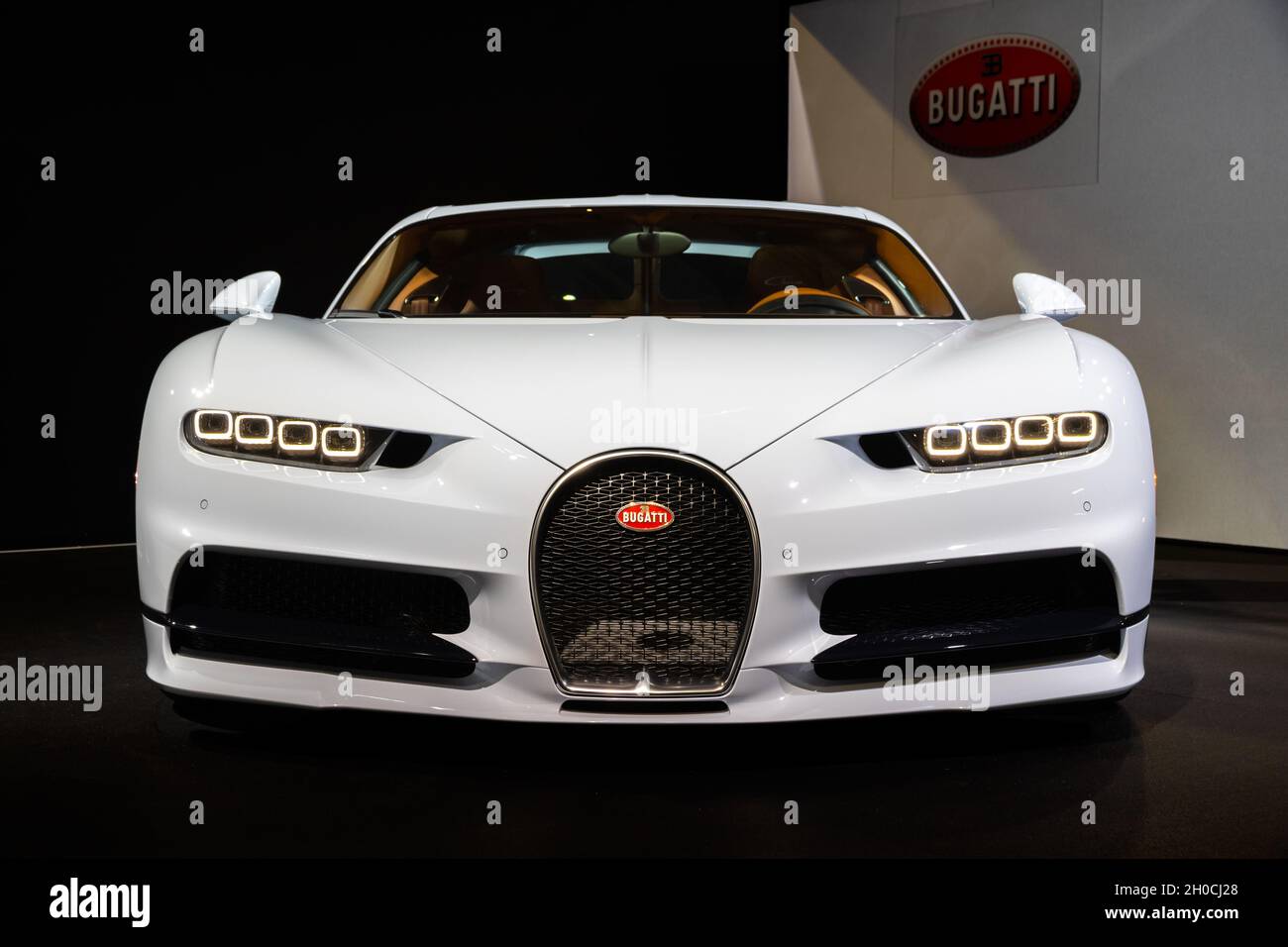 Bugatti Chiron Blanche Banque De Photographies Et D images Haute bugatti-chiron-blanche-banque-de-photographies-et-d-images-haute