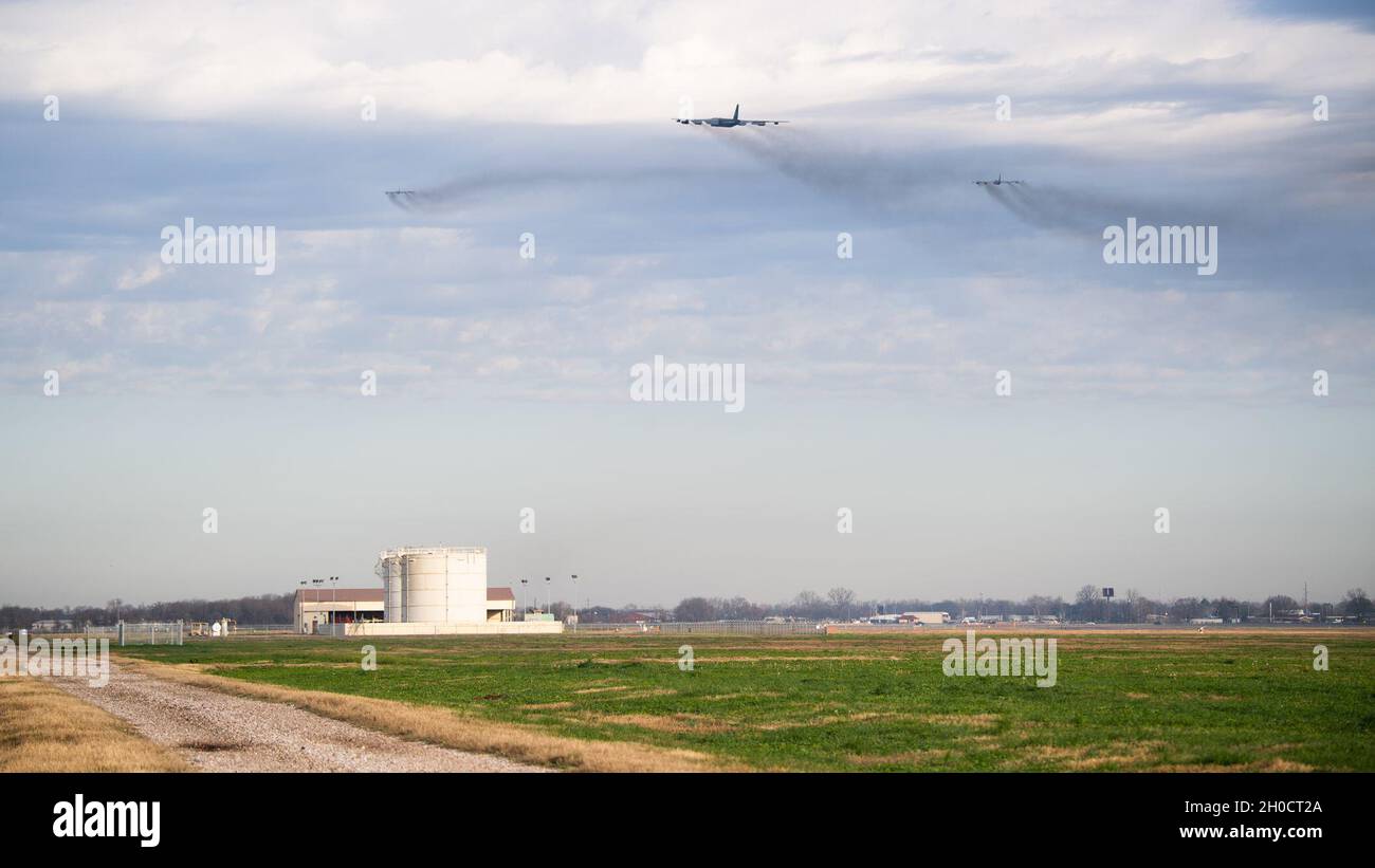 Trois Stratoforteresses B-52H partent de la base aérienne de Barksdale, en Louisiane, le 26 janvier 2021. Banque D'Images