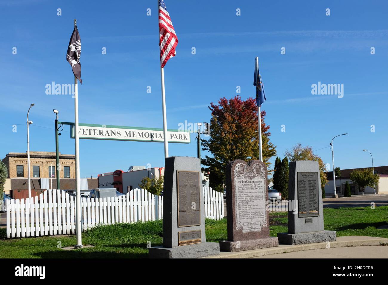 VALLEY CITY, DAKOTA DU NORD - 2 octobre 2021 : monuments au Veterans Memorial Park. Banque D'Images