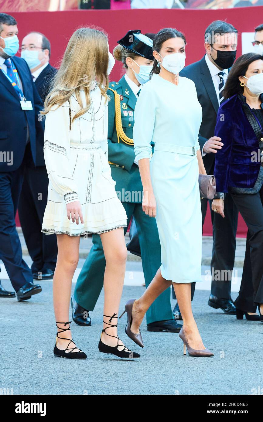 Madrid.Espagne.20211012, Reine Letizia d'Espagne, la princesse Sofia participe au défilé militaire de la Journée nationale le 12 octobre 2021 à Madrid, Espagne Banque D'Images