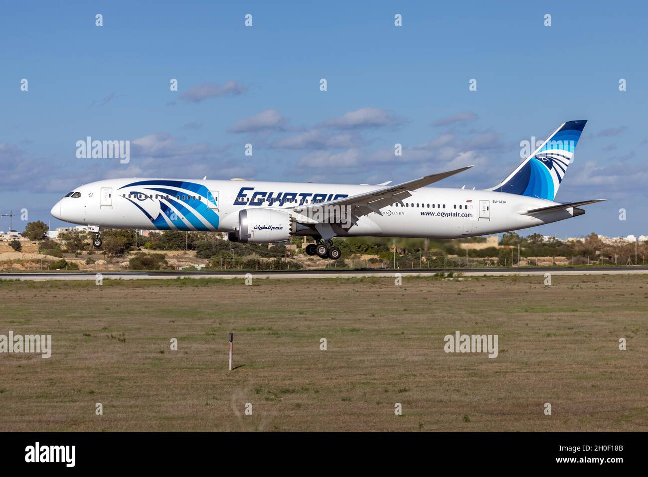 EgyptAir Boeing 787-9 Dreamliner (REG: Su-GEW) effectuant un vol de fret uniquement de et vers le Caire. Banque D'Images