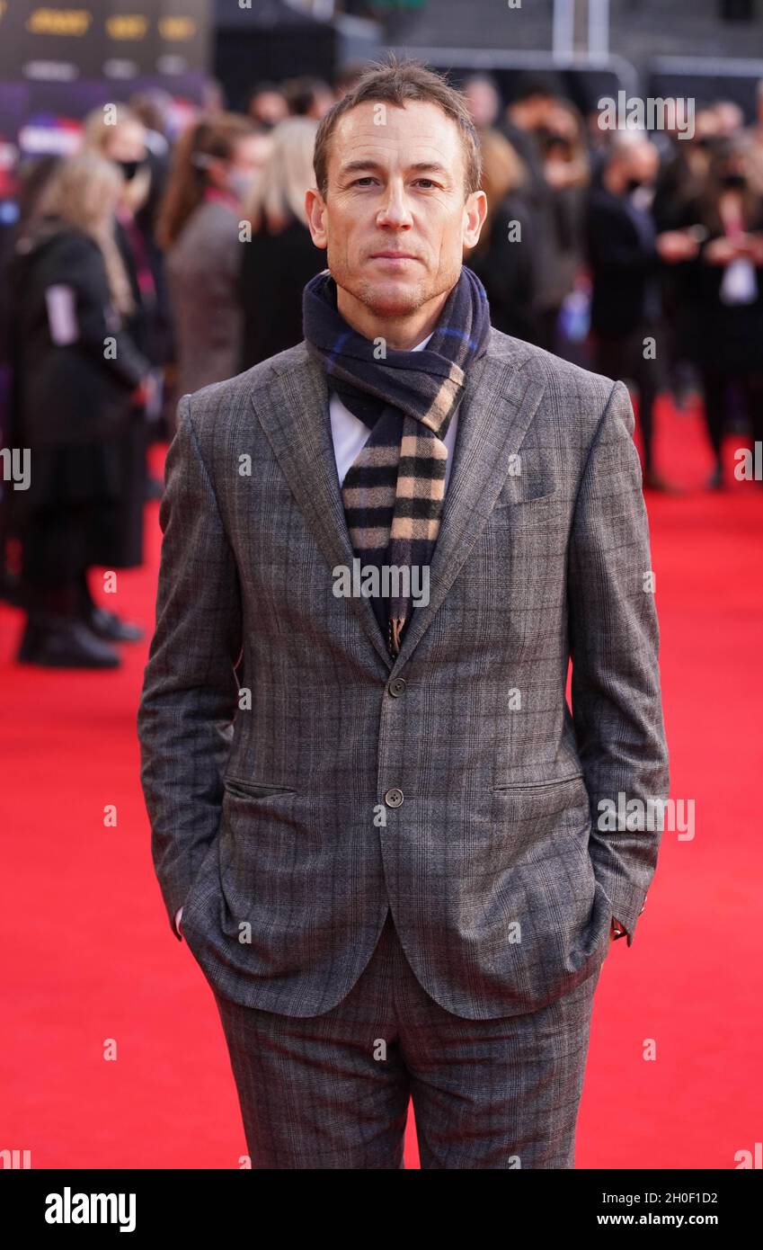 Tobias Menzies arrive pour la première européenne de 'Belfast', au Royal Festival Hall de Londres pendant le BFI London film Festival.Date de la photo: Mardi 12 octobre 2021. Banque D'Images