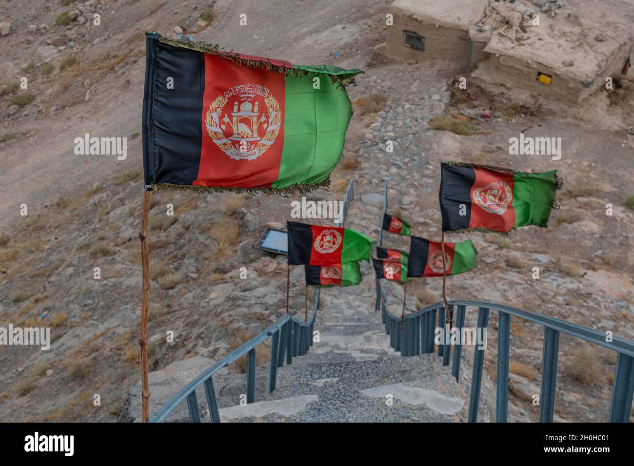 Drapeaux afghans à Chil Zena (quarante pas), Kandahar, Afghanistan Banque D'Images