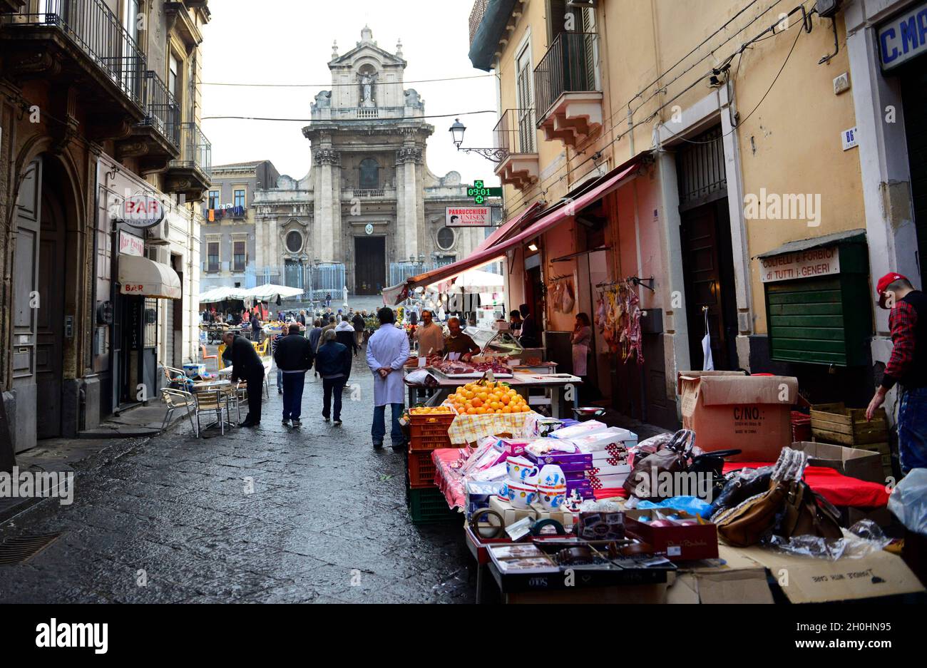 Marchés dynamiques de produits frais à Catane, en Italie. Banque D'Images