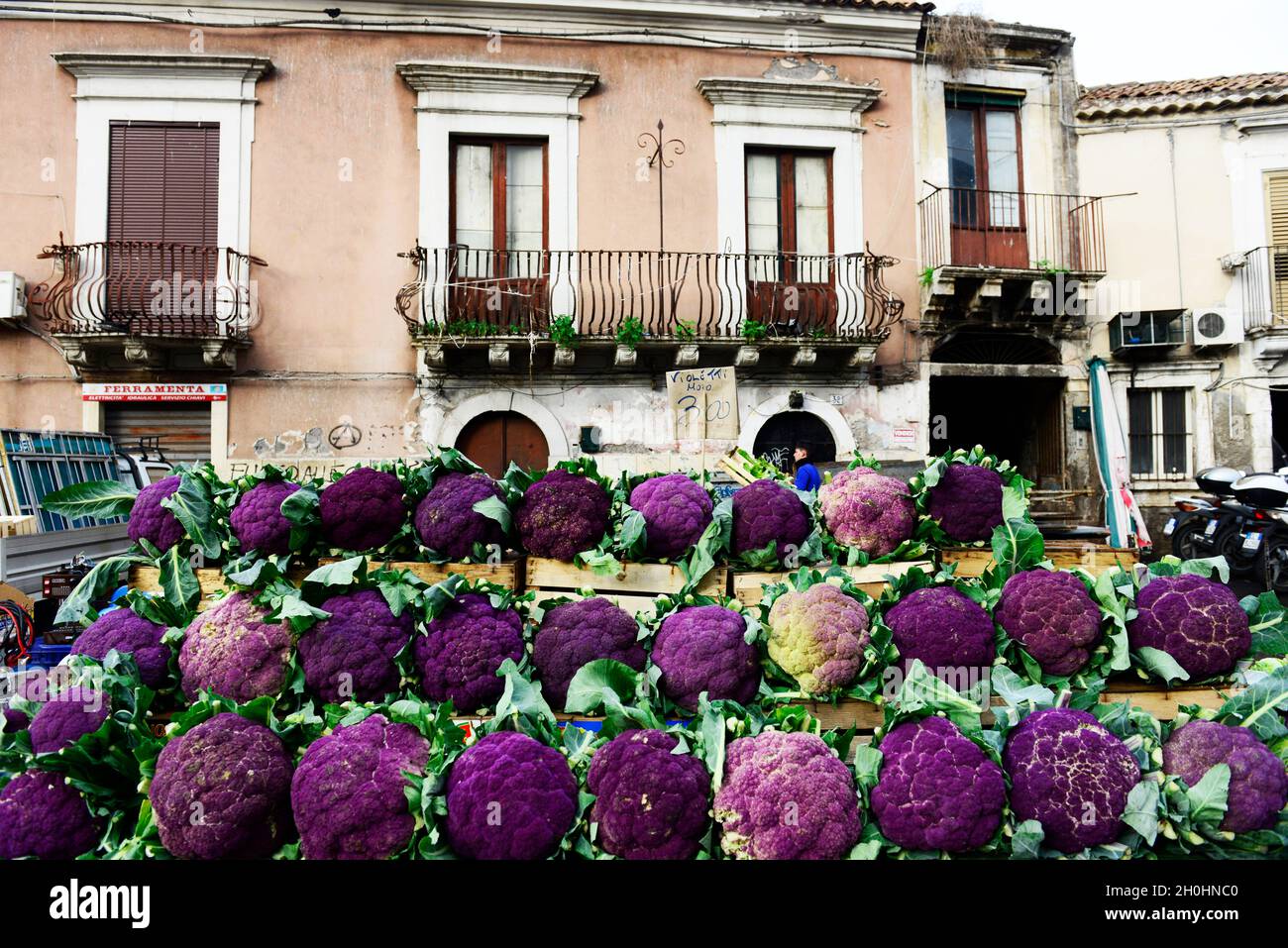 Marchés dynamiques de produits frais à Catane, en Italie. Banque D'Images