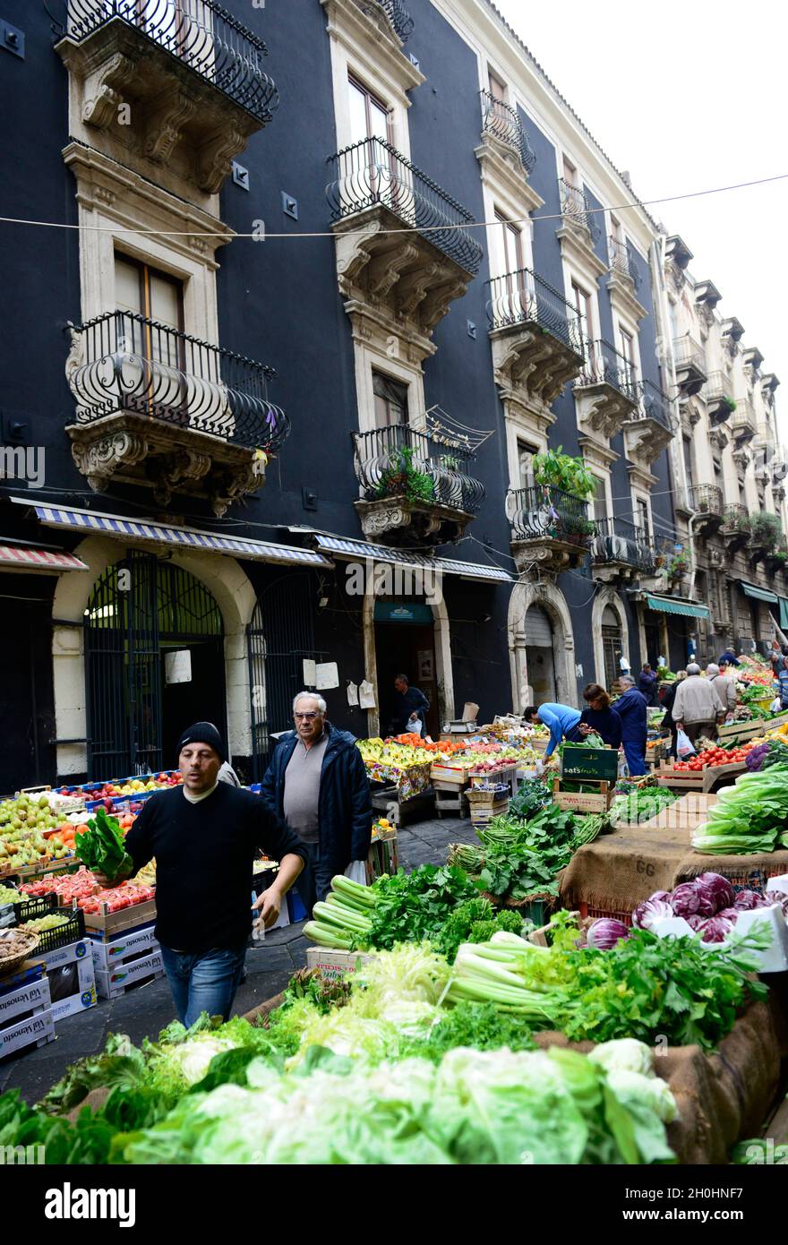 Marchés dynamiques de produits frais à Catane, en Italie. Banque D'Images