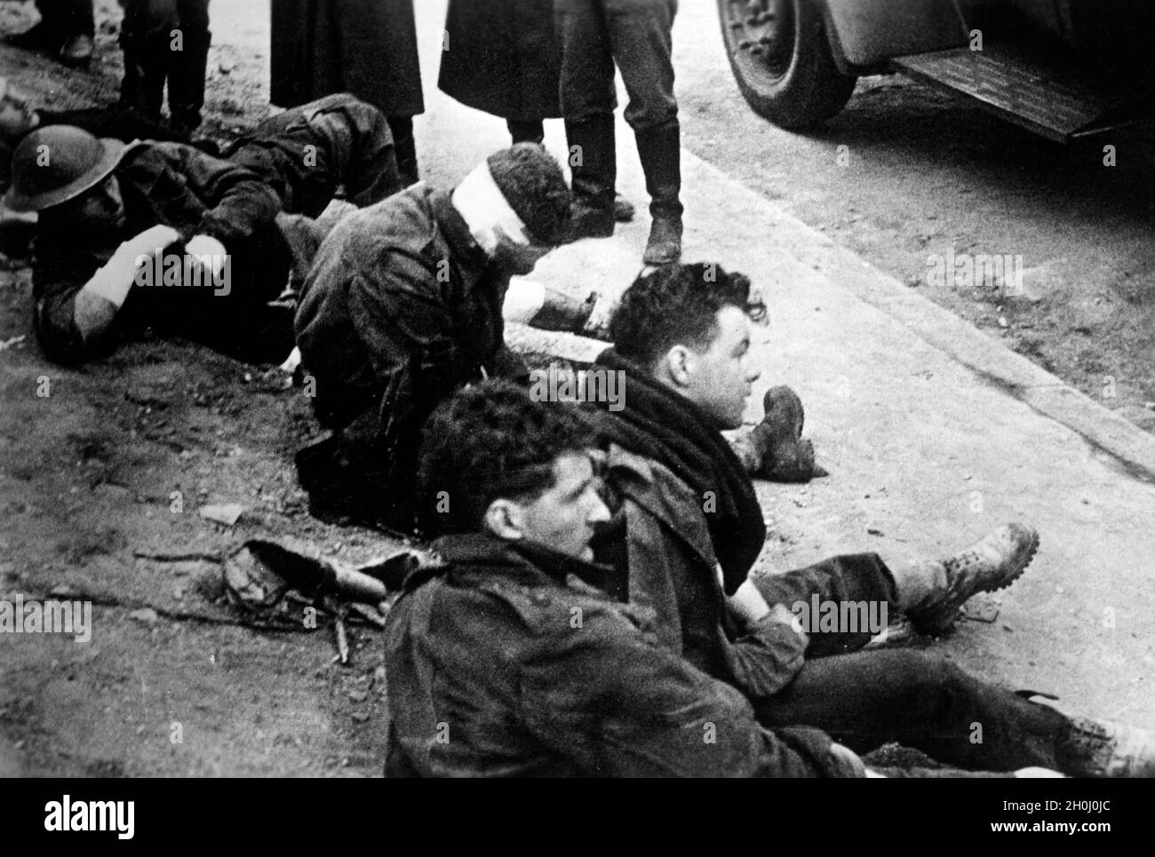 « après l'attaque de la Royal Navy ''opération Chariot''' sur le port atlantique de Saint Nazaire, occupé par des troupes allemandes : des soldats britanniques blessés.[traduction automatique]' Banque D'Images