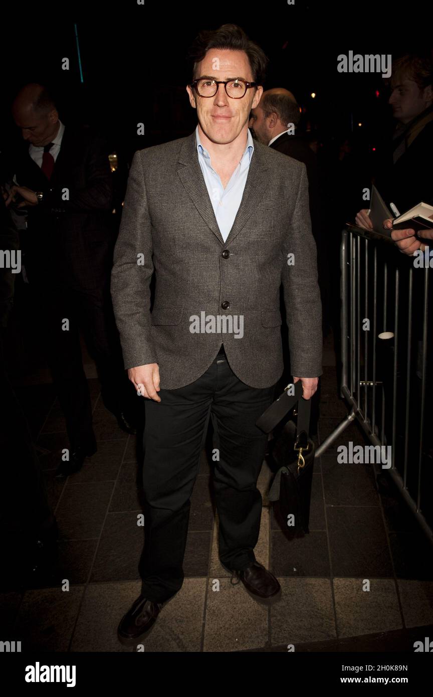 Rob Brydon arrive au West End Premiere de 'The Ladytuers' au théâtre Gielgud, Londres, le 7 décembre 2011. Banque D'Images