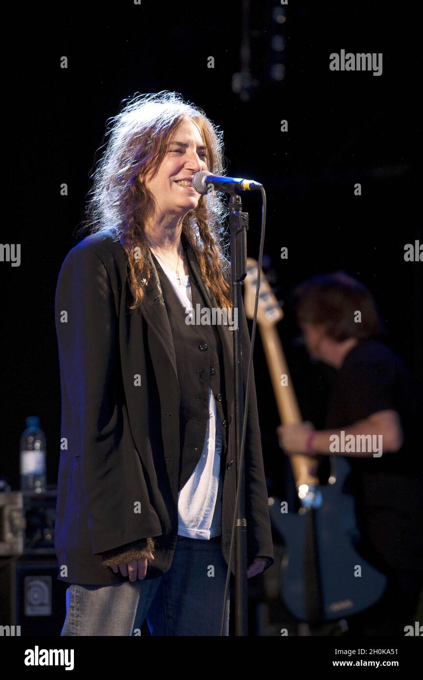 Patti Smith se produit sur scène au festival « End of the Road » - Larmer Tree Gardens, Dorset Banque D'Images