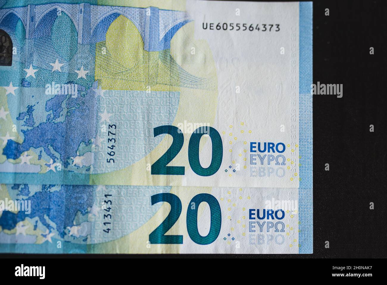 deux billets de 20 euros en signe de l'année 2020 à venir Banque D'Images