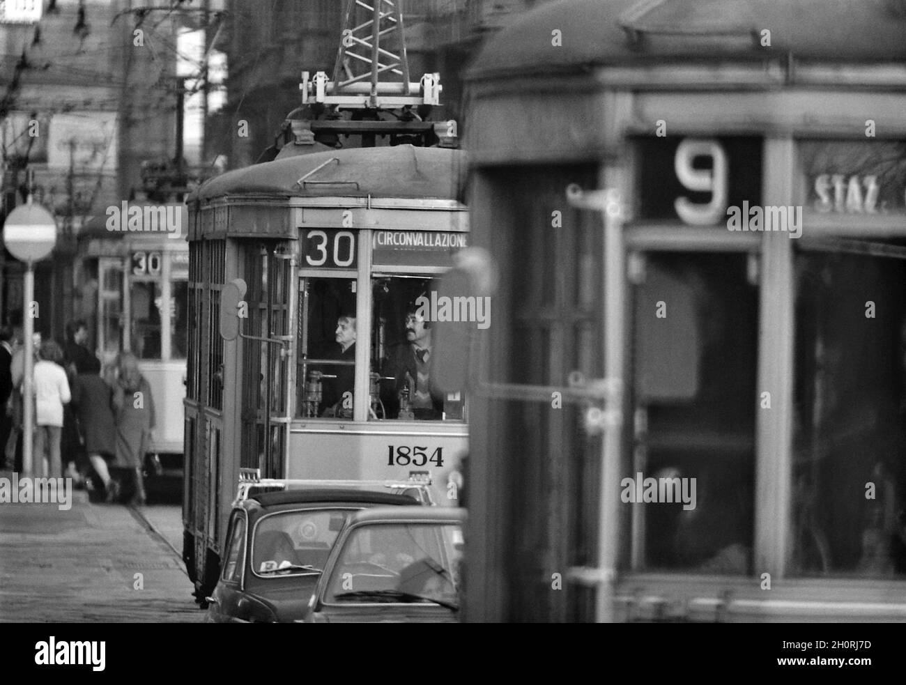 Street Photography, Milan, Italie, 1978, Tram. Banque D'Images