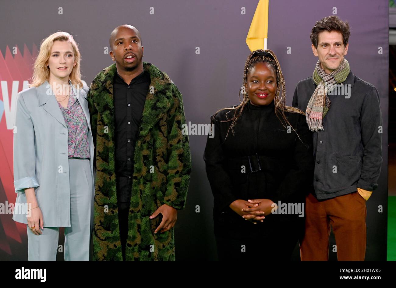 La photo doit être créditée ©Alpha Press 079965 12/10/2021 Charlotte Ritchie, Kiell Smith Bynoe, Lolly Adefope et Mathew Baynton au fantôme de la première mondiale ouverte lors du BFI London film Festival 2021 à Londres Banque D'Images