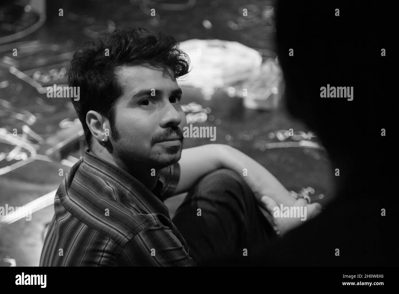 RIO DE JANEIRO, BRÉSIL - 03 septembre 2015: Une représentation de théâtre artistique sur la fin du monde, avec le nom: Que voulez-vous rester? Banque D'Images