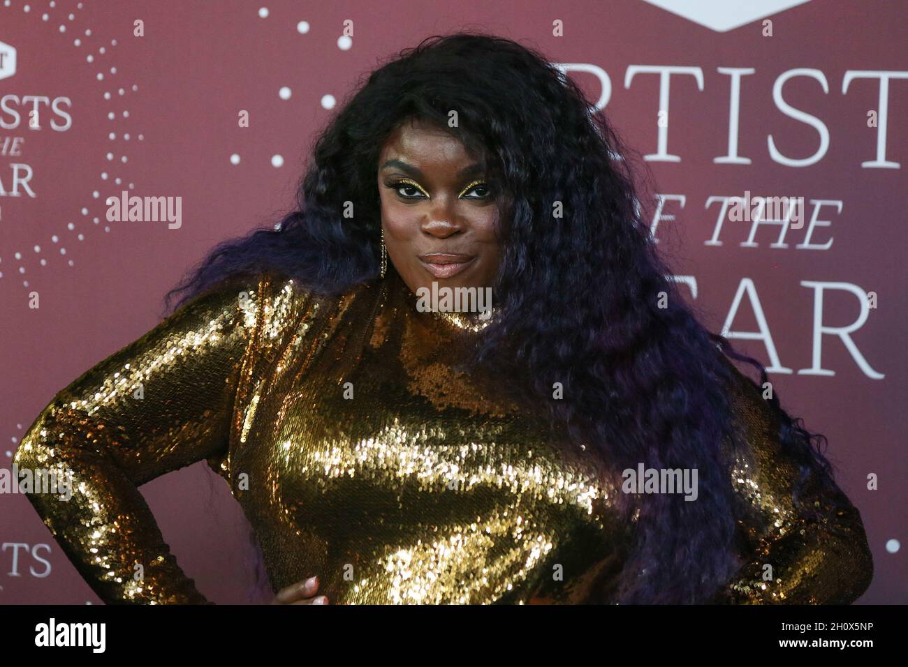 13 octobre 2021, Nashville, Tennessee, États-Unis: Singer Yola assiste aux 2021 artistes de l'année de la CMT au Schermerhorn Symphony Center le 13 octobre 2021 à Nashville, Tennessee.(Image de crédit : © Debby Wong/ZUMA Press Wire) Banque D'Images