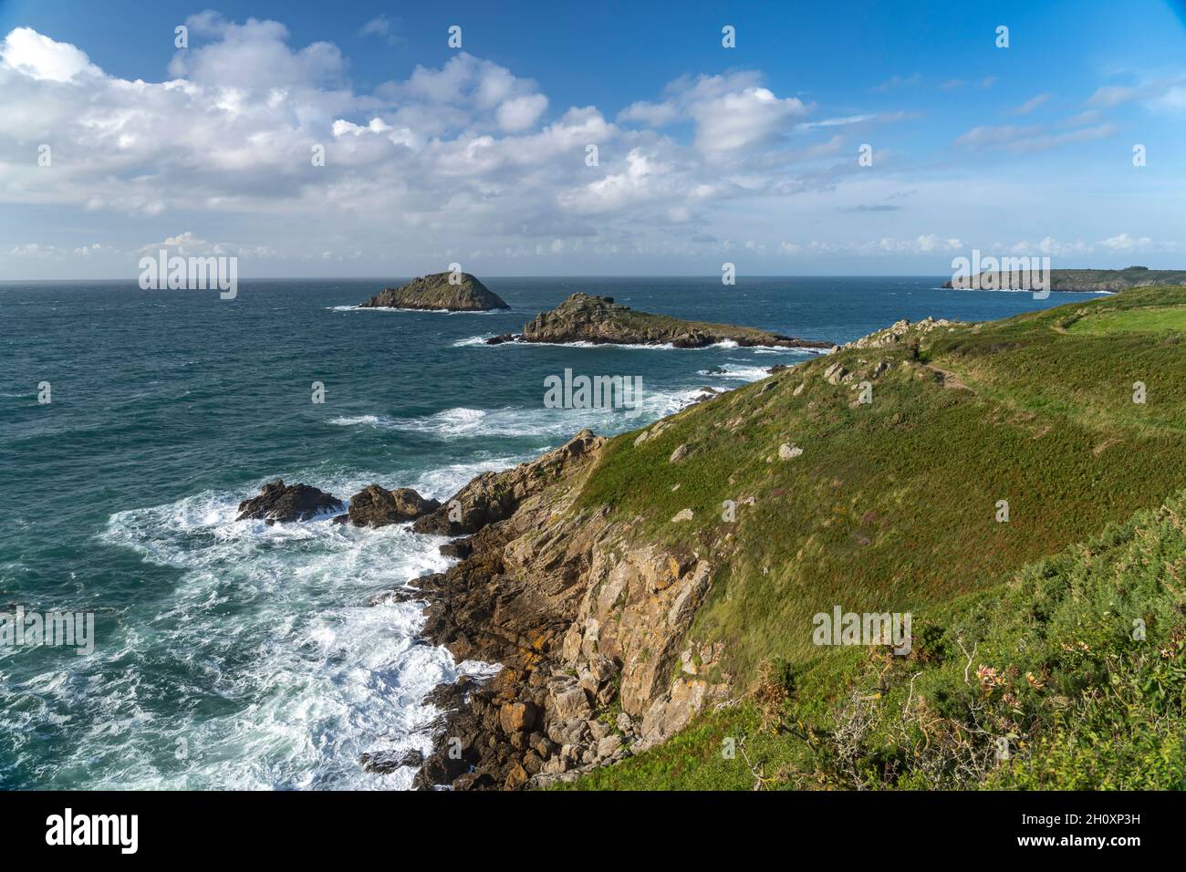 Küste am Pointe de Meinga à Saint-Coulomb, Bretagne, Frankreich | la côte à Pointe de Meinga, Saint-Coulomb, Bretagne, France Banque D'Images