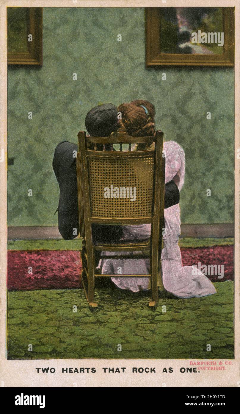 'Two Hearts that Rock as One': Carte postale Edwardian Bamforth Comic Series, datée de 1909, numéro 1279 Banque D'Images