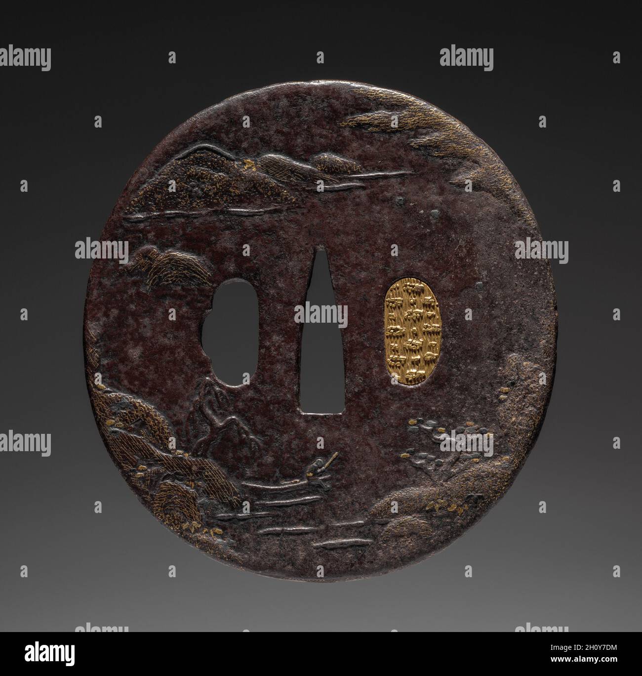 SWORD Guard (Tsuba) avec paysage chinois, c.1615-1868.Japon, éventuellement période Edo (1615-1868).Fer; diamètre: 7.8 cm (3 1/16 po). Banque D'Images
