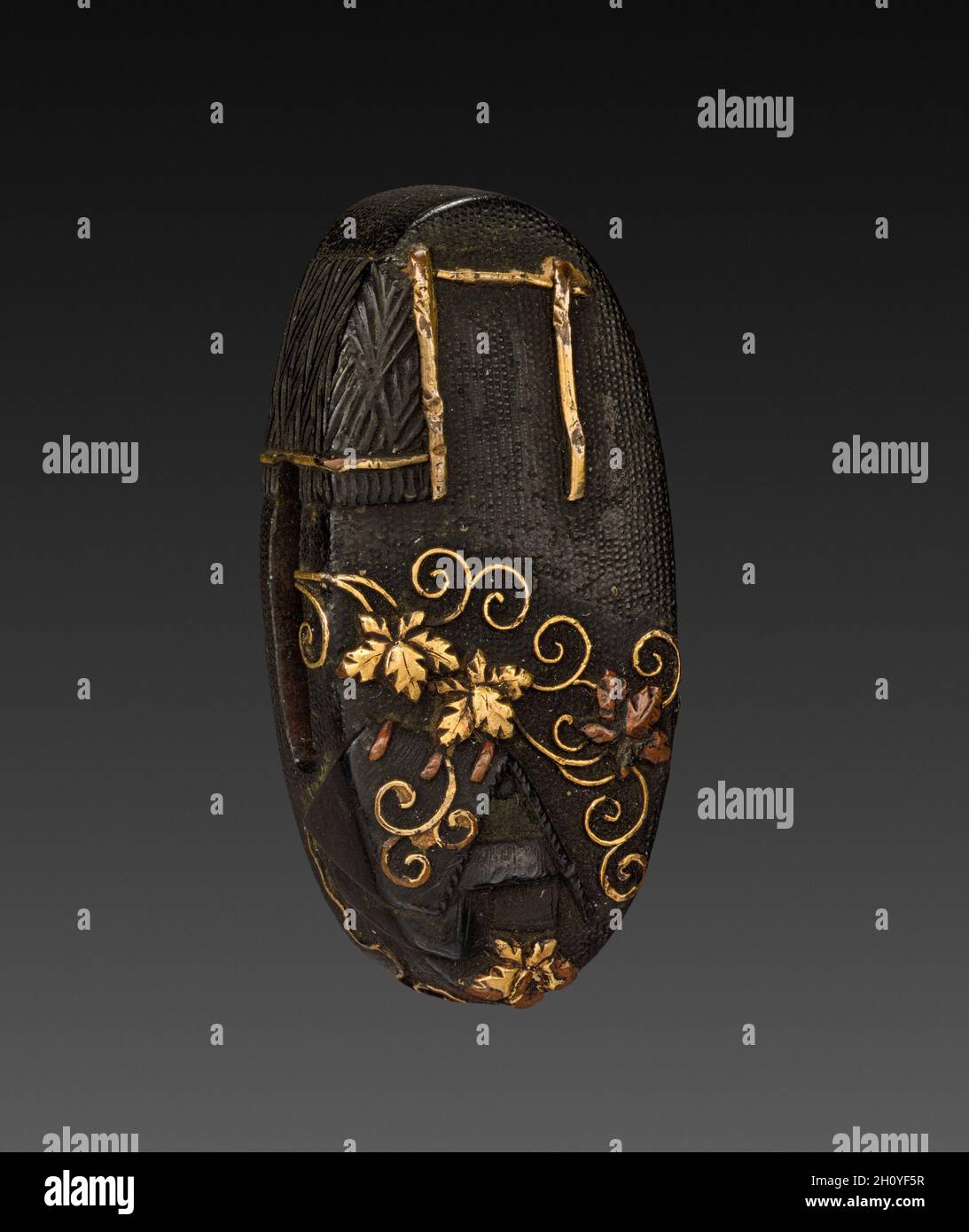 Épée-hilt pommel (Kashira), 1700-1850.Japon, période Edo (1615-1868).Shakudo; moyenne: 3.5 x 1.8 cm (1 3/8 x 11/16 po.). Banque D'Images