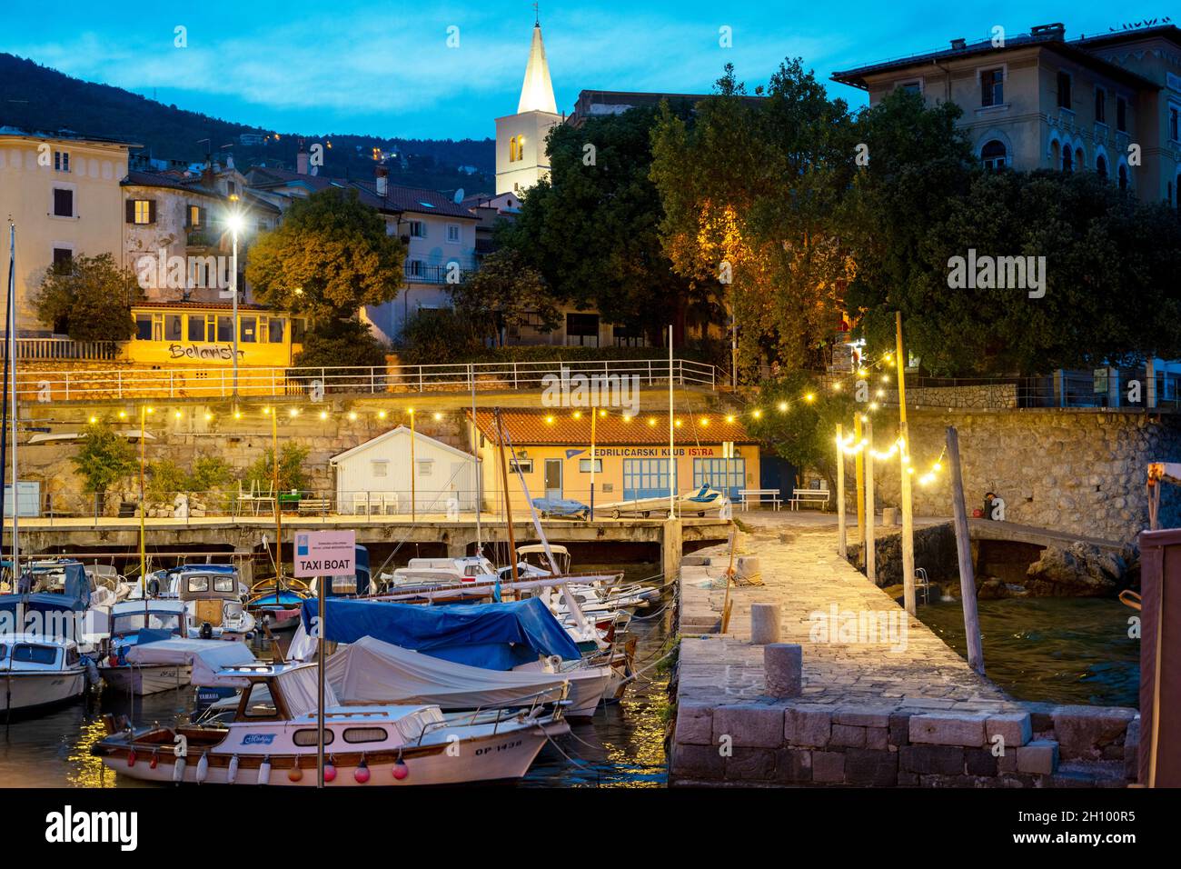 Kroatien, Istrien, Lovran, Fischerhafen Banque D'Images