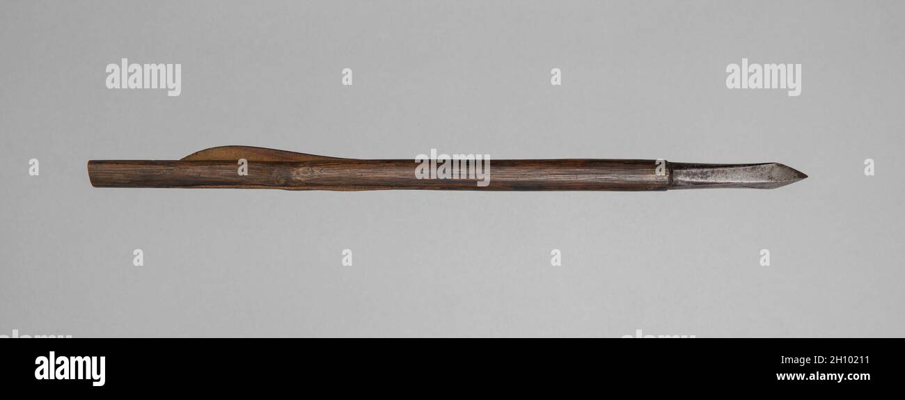 La vis d'arbalète, 1500s-1600s. Allemagne, 16ème-17ème siècle. Bois, cuir, acier ; moyenne : 37,2 cm (14 5/8 in.). Banque D'Images