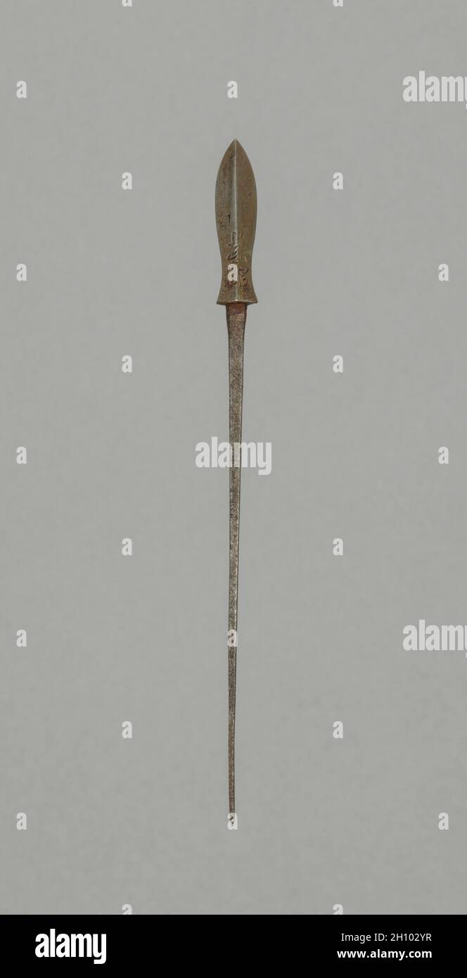 Point de flèche, 1700 s.Japon, période Edo (1615-1868).Acier; hors tout: 15.2 cm (6 in.); tête: 3.8 cm (1 1/2 in.). Banque D'Images
