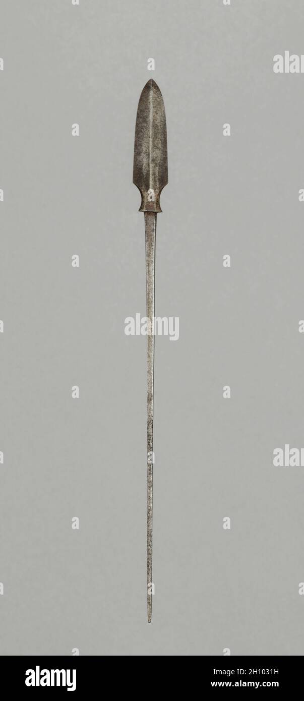 Point de flèche, 1700 s.Japon, période Edo (1615-1868).Acier; hors tout: 22 cm (8 11/16 in.); tête: 5.4 cm (2 1/8 in.). Banque D'Images