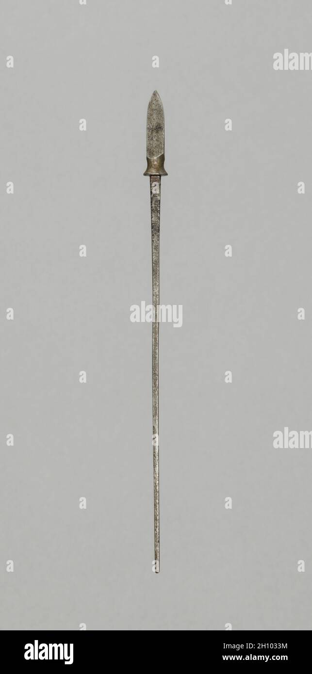 Point de flèche, 1700 s.Japon, période Edo (1615-1868).Acier; hors tout: 17 cm (6 11/16 in.); tête: 3.1 cm (1 1/4 in.). Banque D'Images