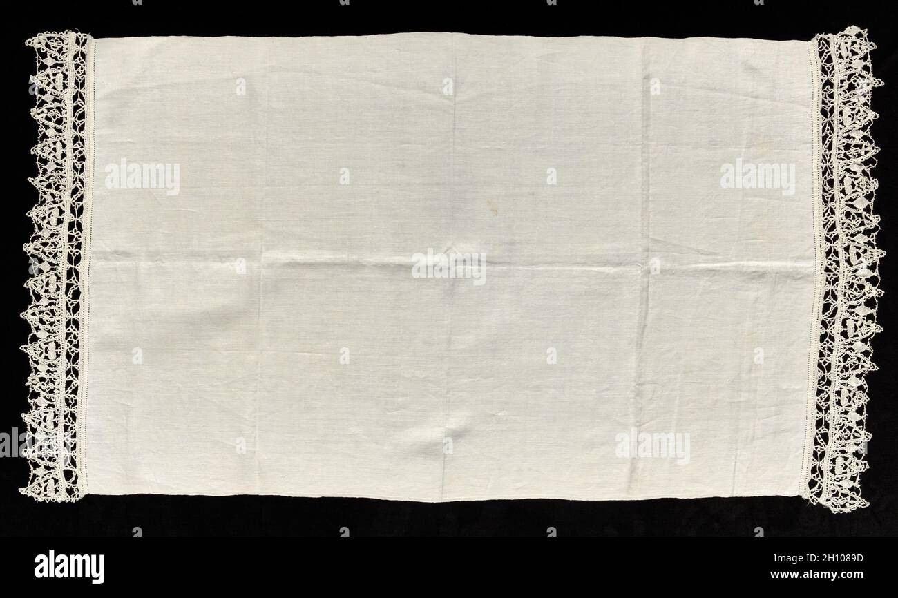Foulard à dentelle, aiguille (Reticella), XVIIe siècle.Italie, Venise, XVIIe siècle.Dentelle, pointe : lin; moyenne : 66.1 x 124.5 cm (26 x 49 po). Banque D'Images