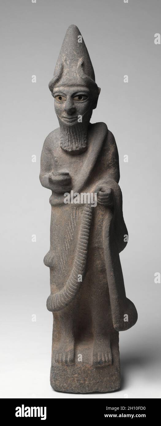 Priest-King ou d'une déité, ch. 1600 BC. La Syrie du Nord, Hittite, début du 17e siècle avant J.-C.. Les yeux avec de l'os de basalte (gauche, droite, ancienne, restaurée) ; total : 87,6 cm (34 1/2 in.). Banque D'Images