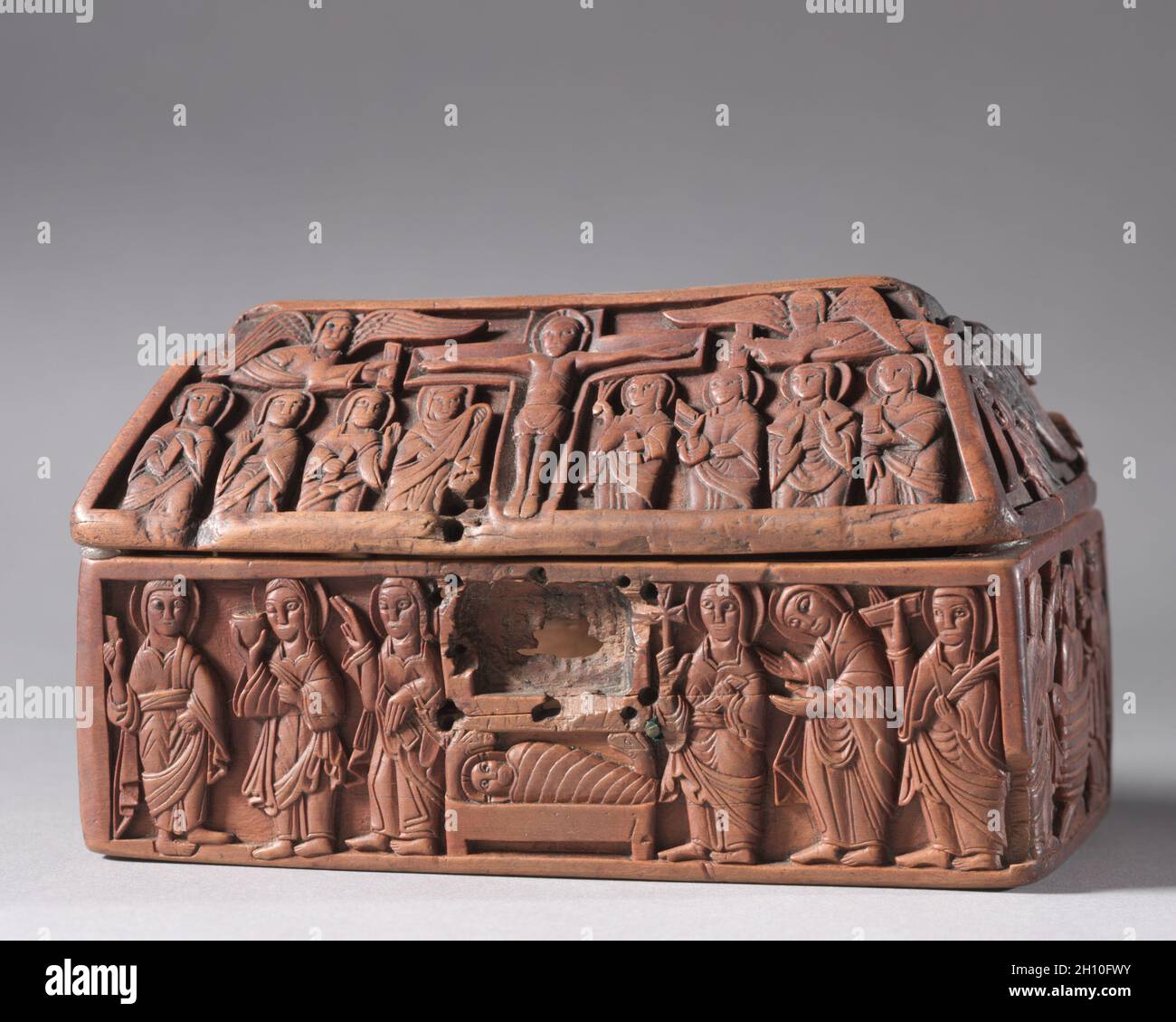 Coffret en bois : Scènes de la vie de Christ, c. 1050. Anglo-saxon, l'Angleterre, West Midlands ?, période romane, 11e siècle. Le buis, d'alliages de cuivre, de verre ; Total : 9 x 7,8 x 15,7 cm (3 9/16 x 3 1/16 x 6 3/16 in.). Banque D'Images