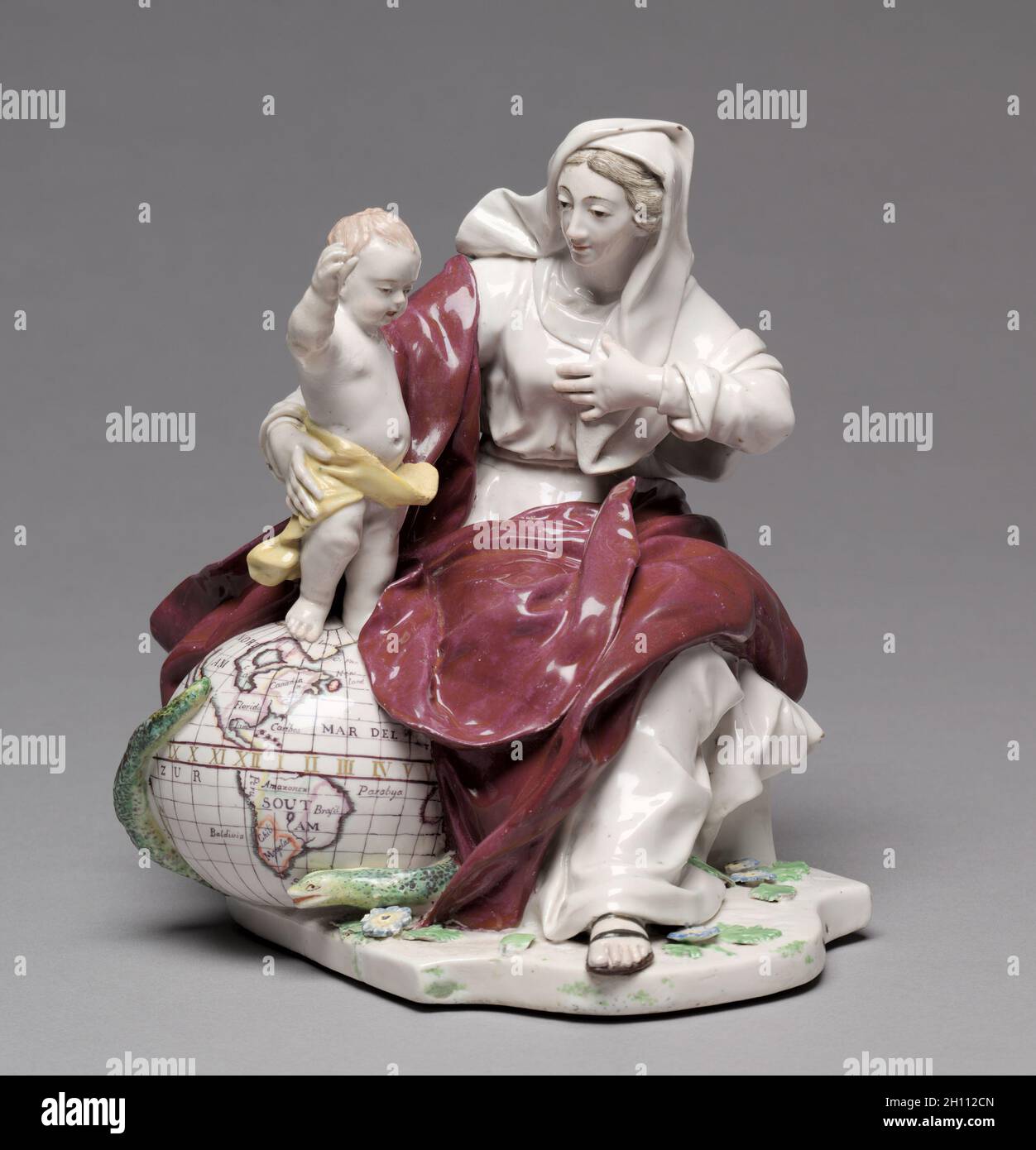 Madonna et l'enfant, c.1755. Chelsea Porcelain Factory (Grande-Bretagne, Londres, 1745-84).Porcelaine; hors tout : 21.3 x 18.1 x 18.6 cm (8 3/8 x 7 1/8 x 7 5/16 po). Banque D'Images