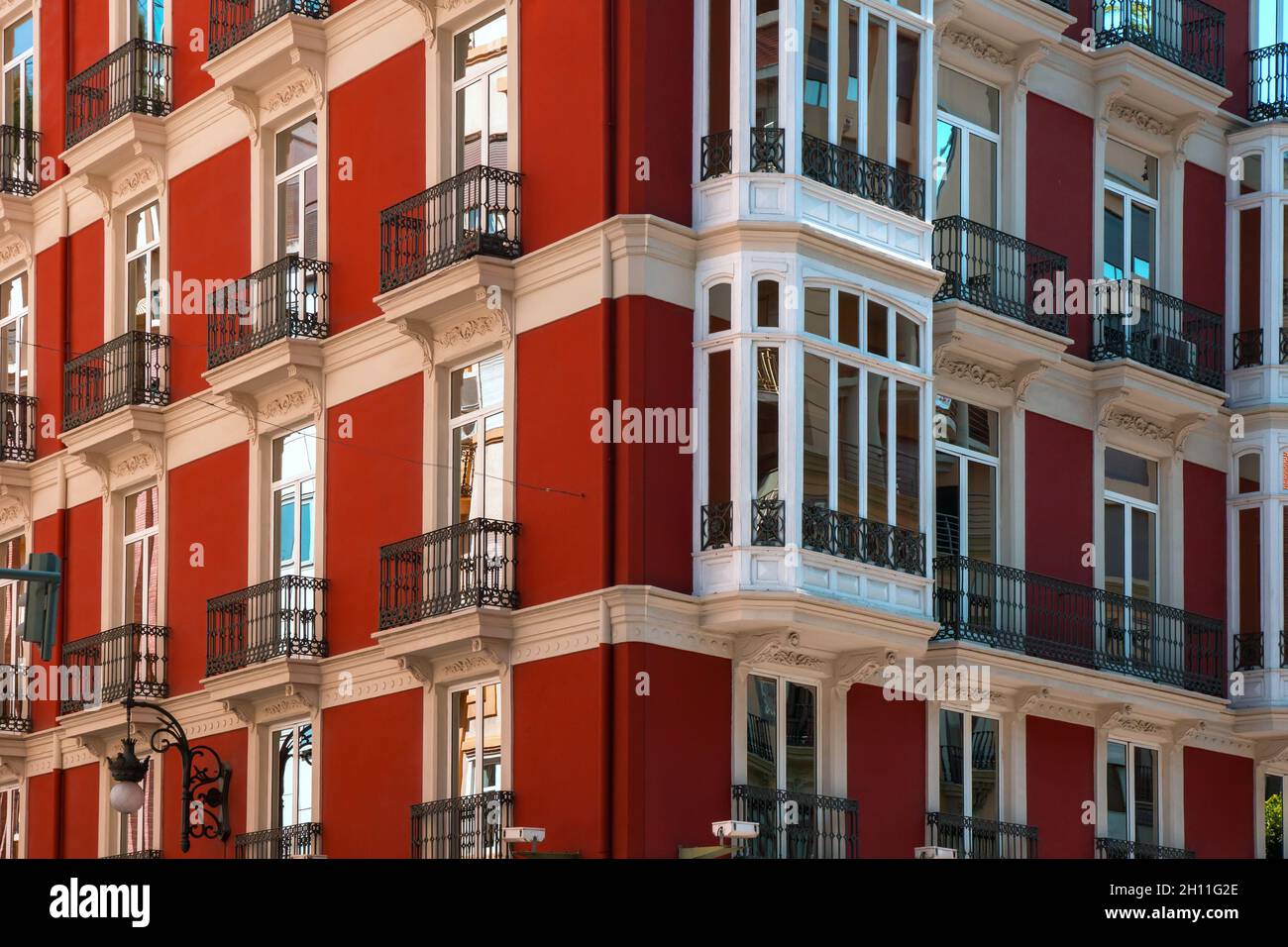 Fasade avec fenêtres à Valence, Espagne Banque D'Images