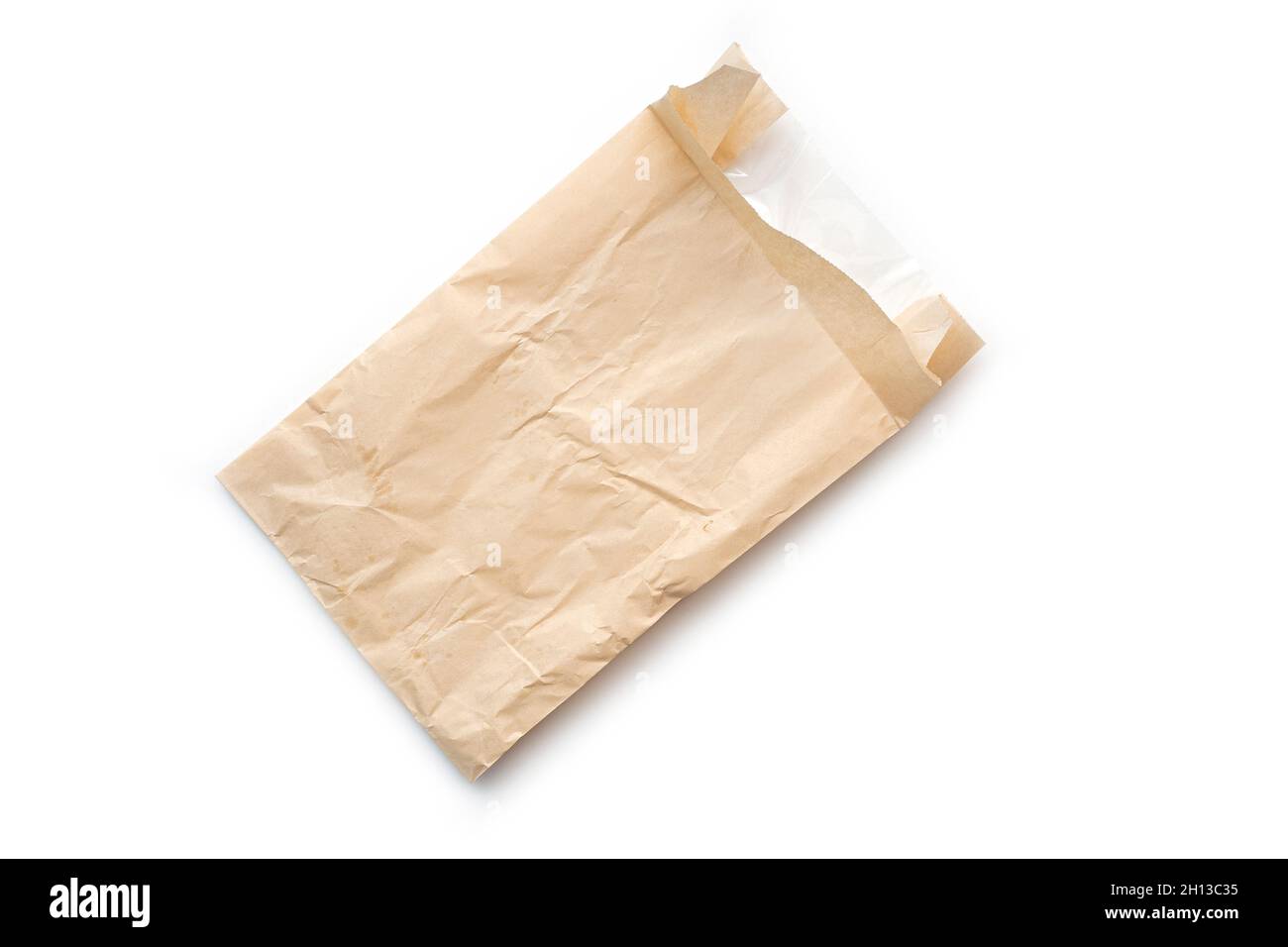 Utilisé sac froissé ou paquet isolé sur blanc.Vue de dessus du sac alimentaire vide Banque D'Images