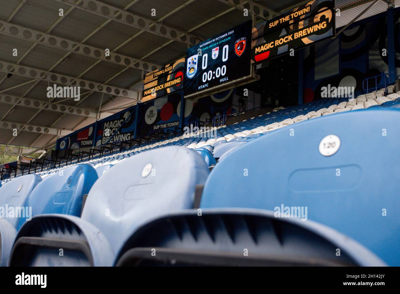 Huddersfield, Royaume-Uni.16 octobre 2021.Vue du tableau de bord numérique avant le lancement à Huddersfield, Royaume-Uni, le 10/16/2021.(Photo par Ben Early/News Images/Sipa USA) crédit: SIPA USA/Alay Live News Banque D'Images