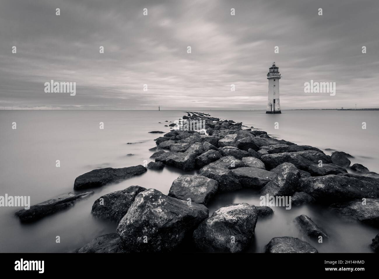 Phare de Perch Rock, New Brighton, Wirral - noir et blanc Banque D'Images