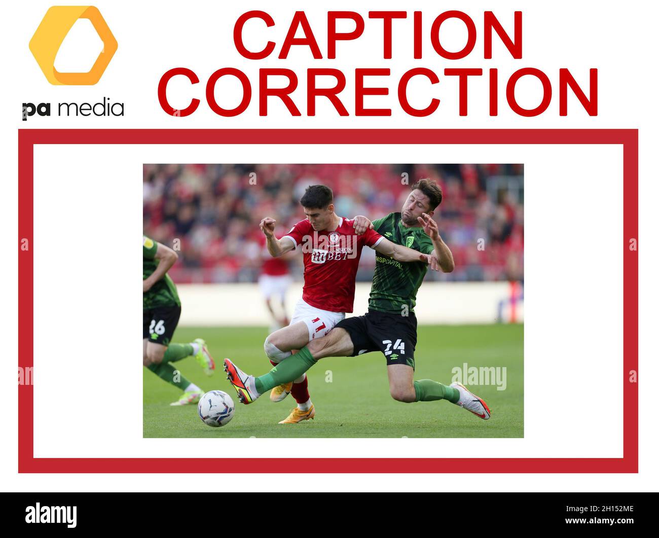 CORRECTION DE LÉGENDE - correction de la légende et du titre pour les joueurs et l'événement corrects.Légende à lire : Callum O'Dowda de Bristol City et Gary Cahill (à droite) de Bournemouth se battent pour le ballon lors du match du championnat Sky Bet à Ashton Gate, Bristol.Date de la photo: Samedi 16 octobre 2021. Banque D'Images