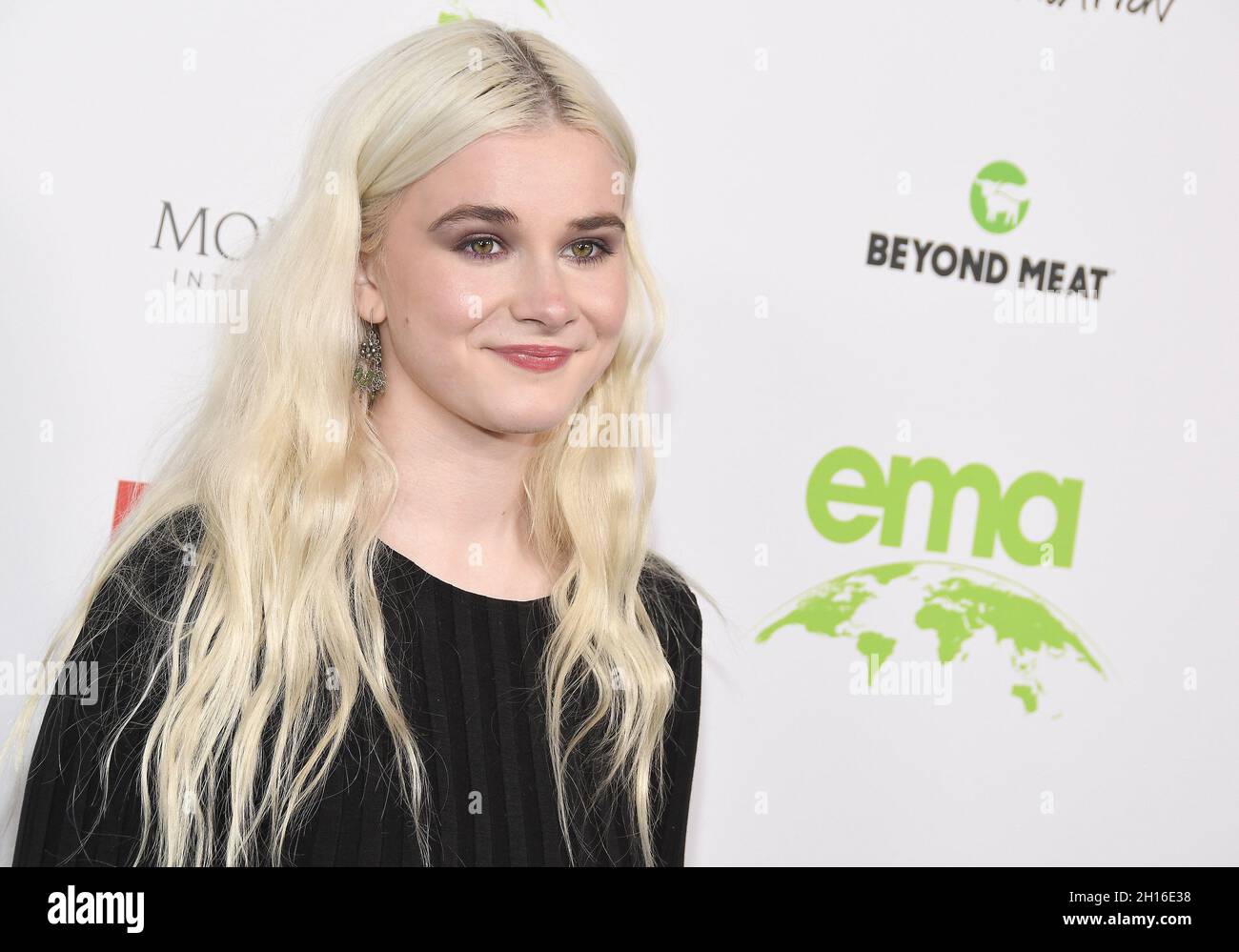 Los Angeles, États-Unis.16 octobre 2021.Harlow Jane arrive au Gala 2021 des prix de l'Association des médias environnementaux (EMA) qui s'est tenu à la boîte de vitesses LA à Van Nuys, CA, le samedi 16 octobre 2021.(Photo par Sthanlee B. Mirador/Sipa USA) crédit: SIPA USA/Alay Live News Banque D'Images