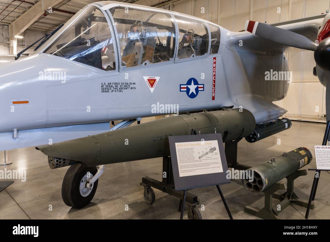 Un avion d'observation et d'attaque léger VO-10A Bronco nord-américain au Hill Aerospace Museum. Banque D'Images