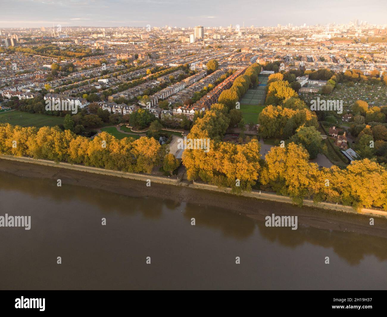 Bishops Park sur la Tamise, Fulham, Londres, Angleterre Banque D'Images