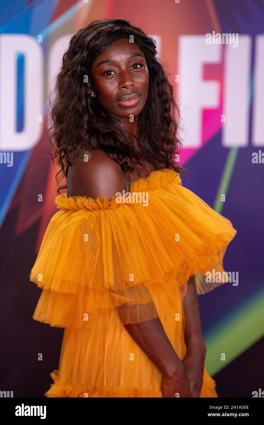 Londres, Royaume-Uni.17 octobre 2021.L'actrice ghanéenne-britannique Rhoda Ofori-Attah participe à la première européenne « The Trageat of Macbeth » lors du 65e BFI (British film Institute) London film Festival au Royal Festival Hall.(Photo par Pietro Recchia/SOPA Images/Sipa USA) crédit: SIPA USA/Alay Live News Banque D'Images