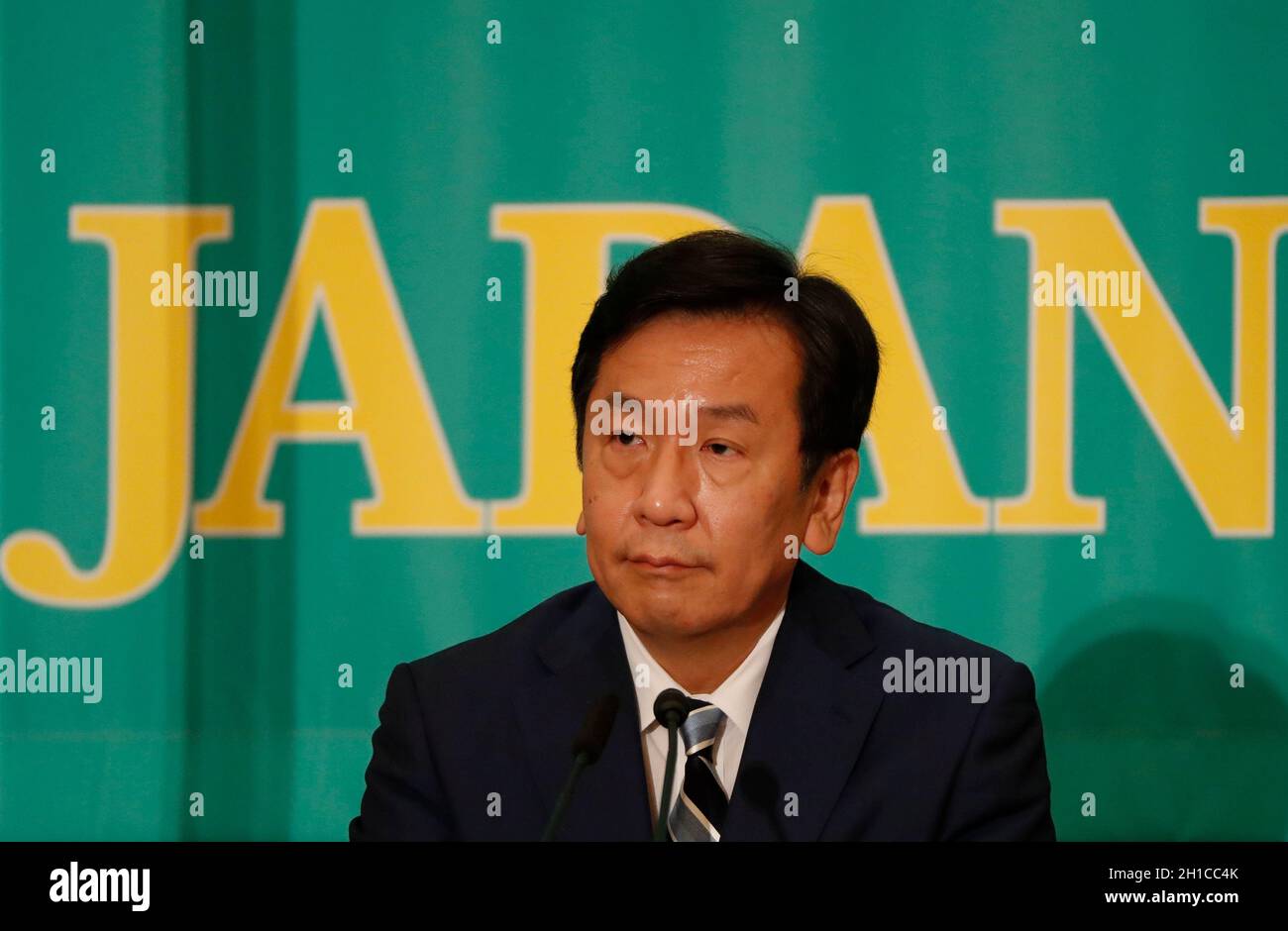 TOKYO, Japon.18 octobre 2021.Le dirigeant du Parti démocratique constitutionnel du Japon, Yukio Edano, assiste à une séance de débat avec d'autres dirigeants des principaux partis politiques du Japon, avant l'élection à la Chambre basse du 31 octobre 2021, au Club de presse national du Japon à Tokyo, au Japon, le 18 octobre 2021.(Image de crédit: © POOL via ZUMA Press Wire) Banque D'Images