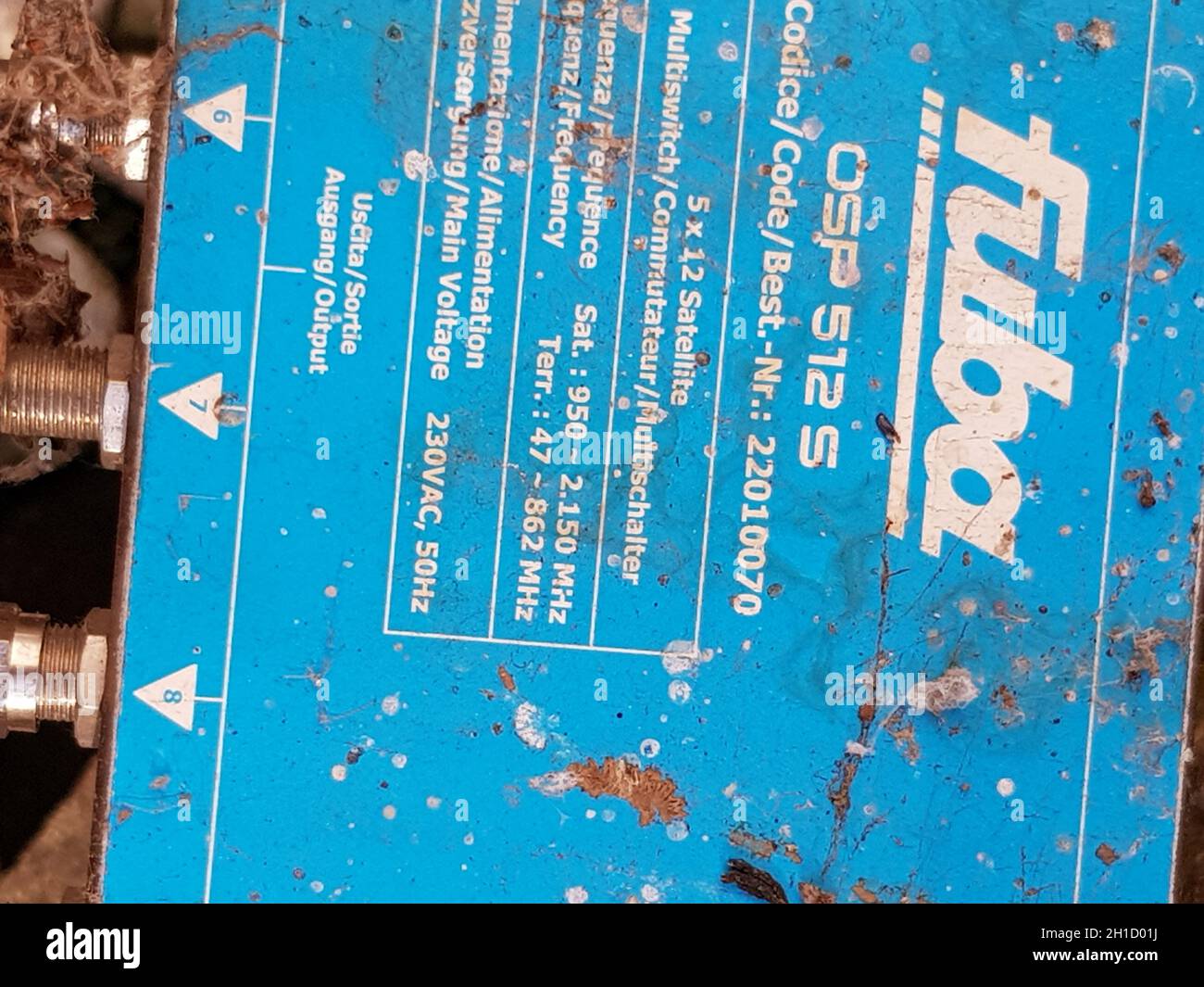 HEILIGENHAUS, NRW, ALLEMAGNE - 25 MAI 2018 système de distribution par satellite via un multicommutateur satellite Banque D'Images