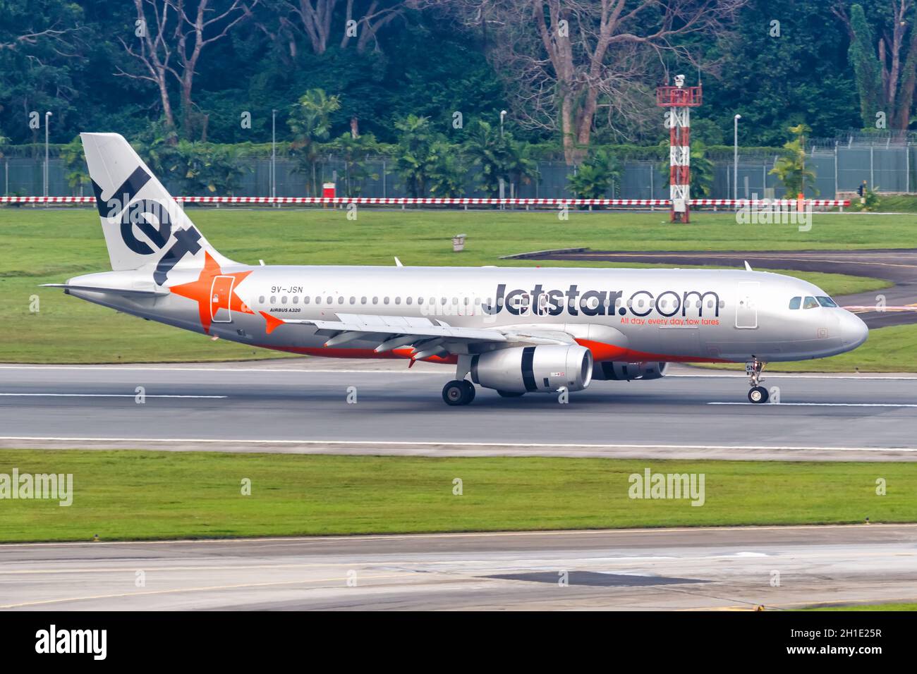 Changi, Singapour – 29 janvier 2018 : avion Jetstar Asia Airways Airbus A 320 à l'aéroport Changi (SIN) de Singapour. Airbus est un avion européen ma Banque D'Images